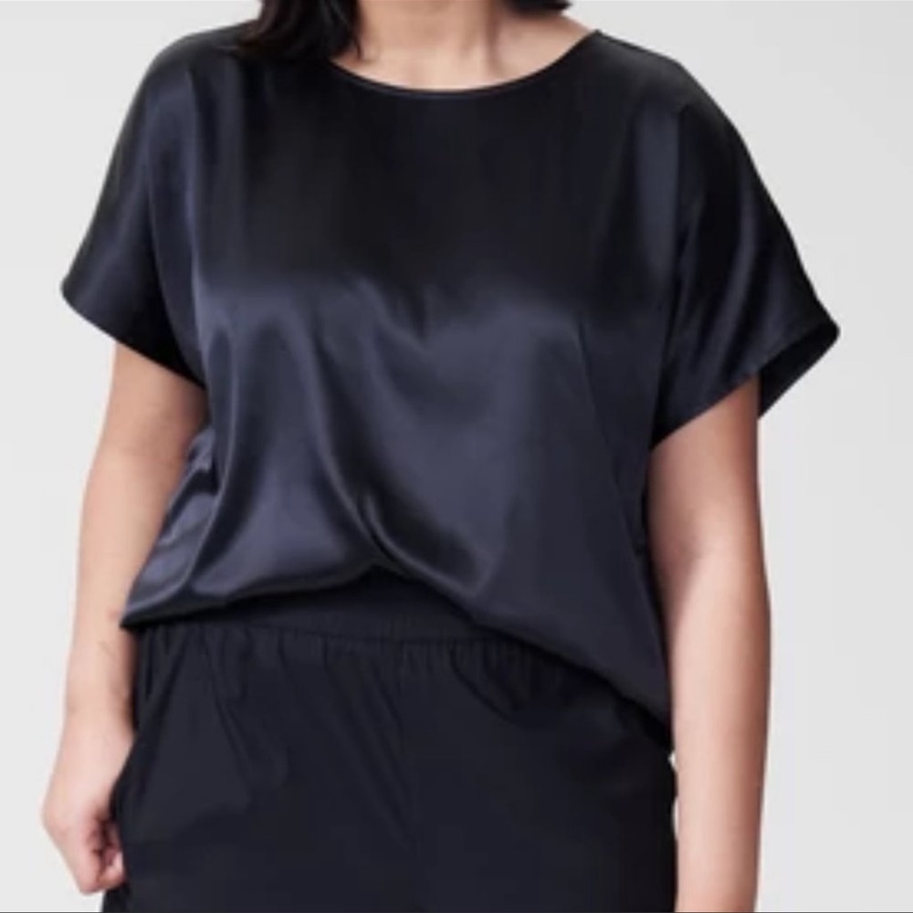 Universal Standard Vienna Top